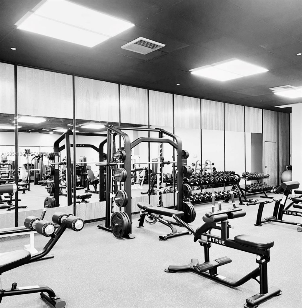 20335 W Country Club Dr , Unit 2603, Aventura, FL 33180 Photo
