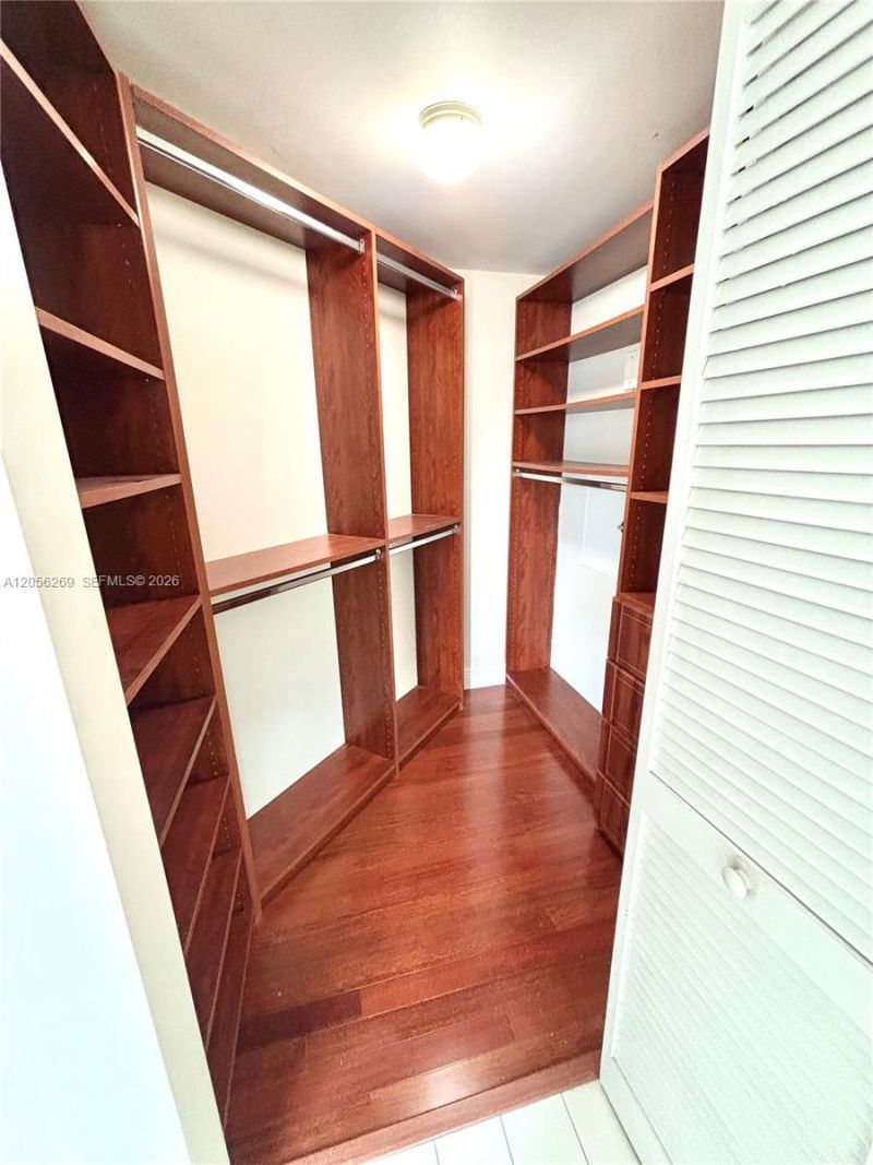 7290 SW 90th St , Unit 606, Miami, FL 33156 Photo
