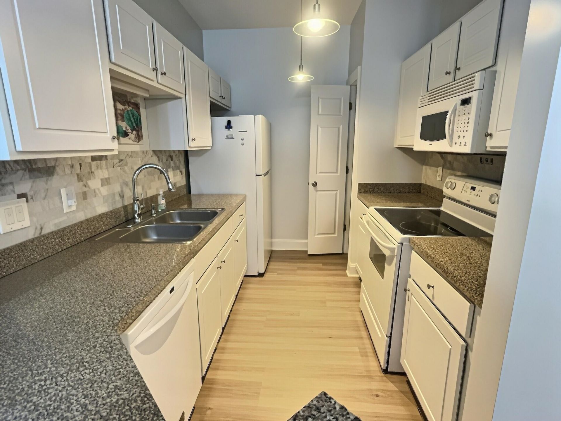 4933 Crab Pond Ct.  Photo 11
