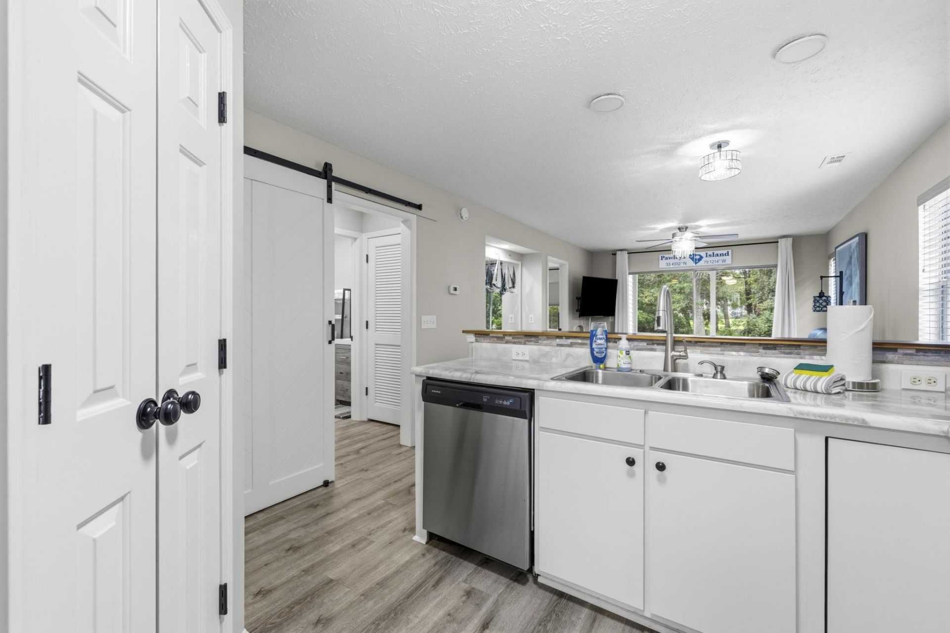 215 Pinehurst Ln.  Photo 15