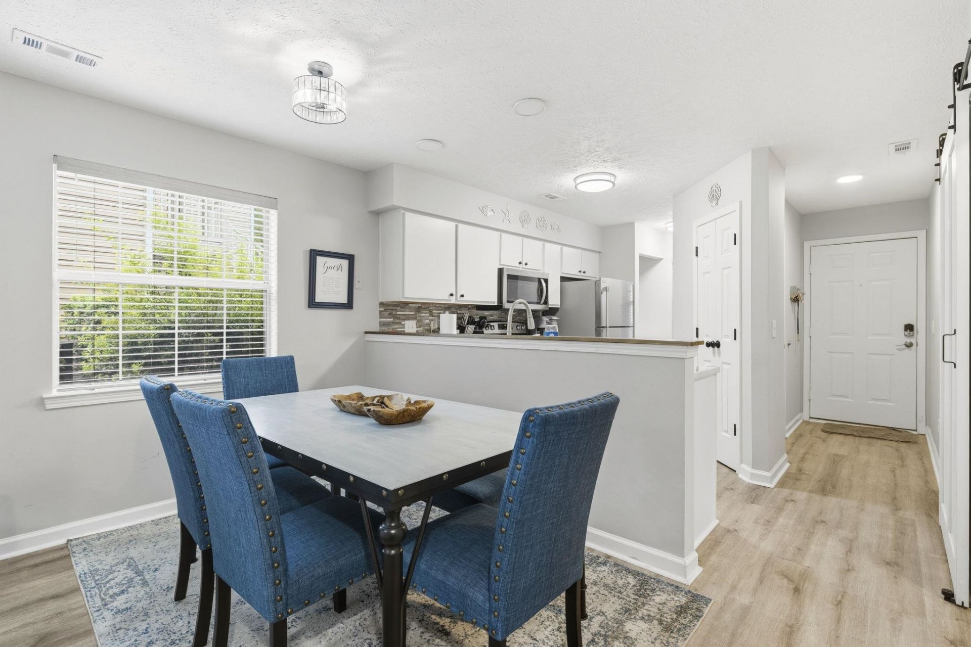 215 Pinehurst Ln.  Photo 18