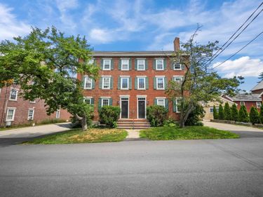 426 Second Street, Unit 1, Rollinsford, NH 03869