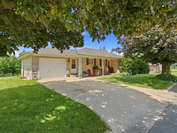 7447 Washington Street, New Vienna, IA 52065