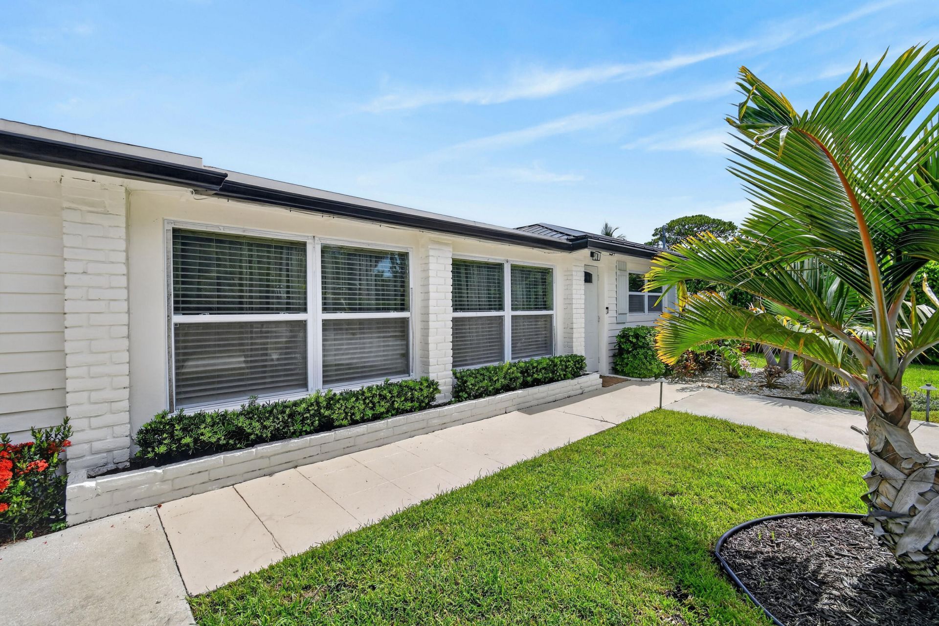 2427 Country Oaks Lane, Palm Beach Gardens, FL 33410 Photo
