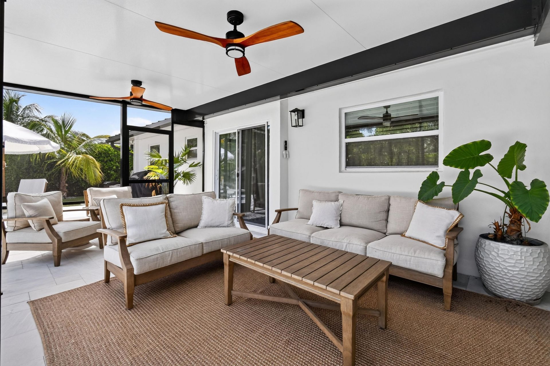 2427 Country Oaks Lane, Palm Beach Gardens, FL 33410 Photo
