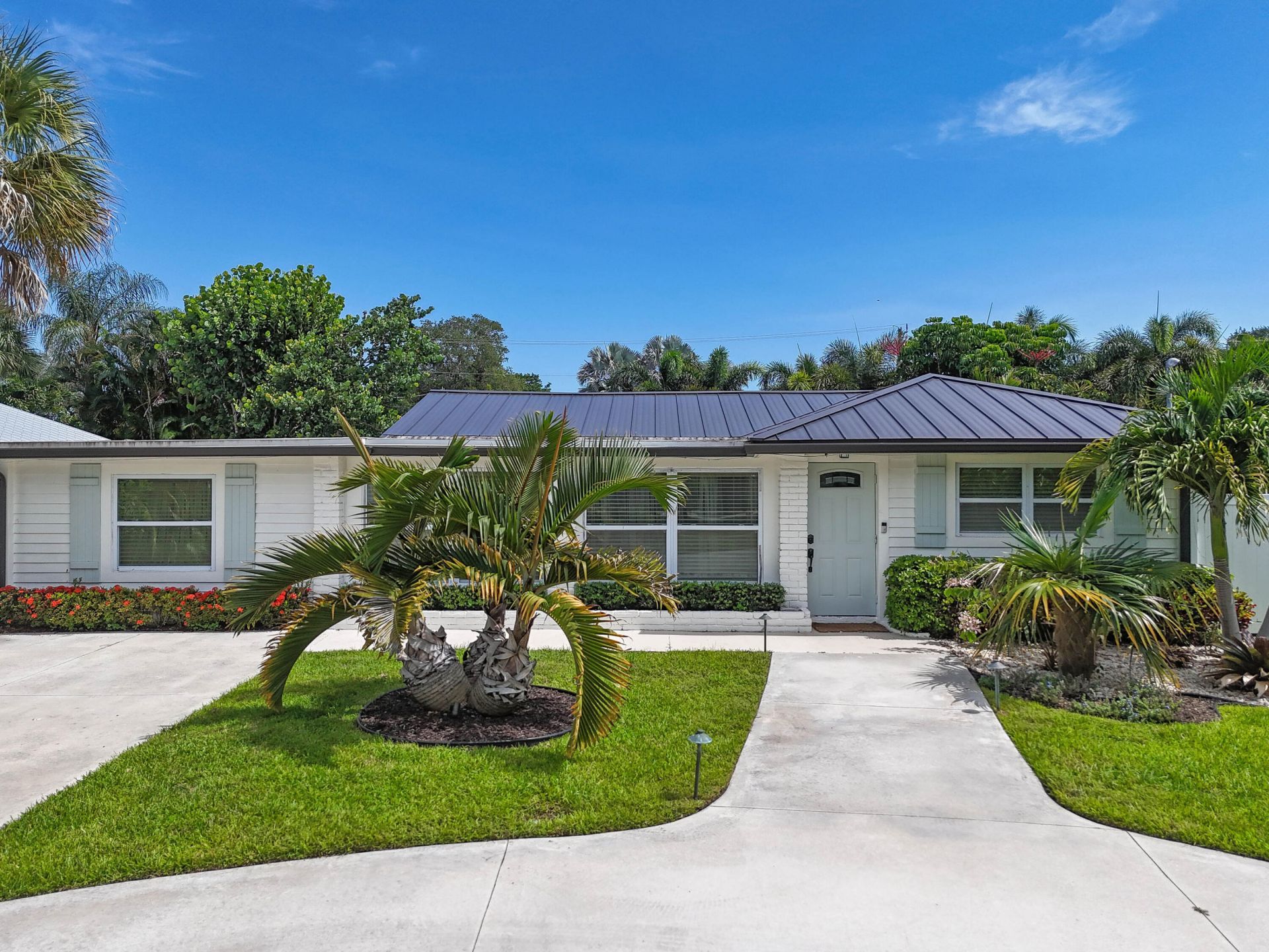2427 Country Oaks Lane, Palm Beach Gardens, FL 33410 Photo