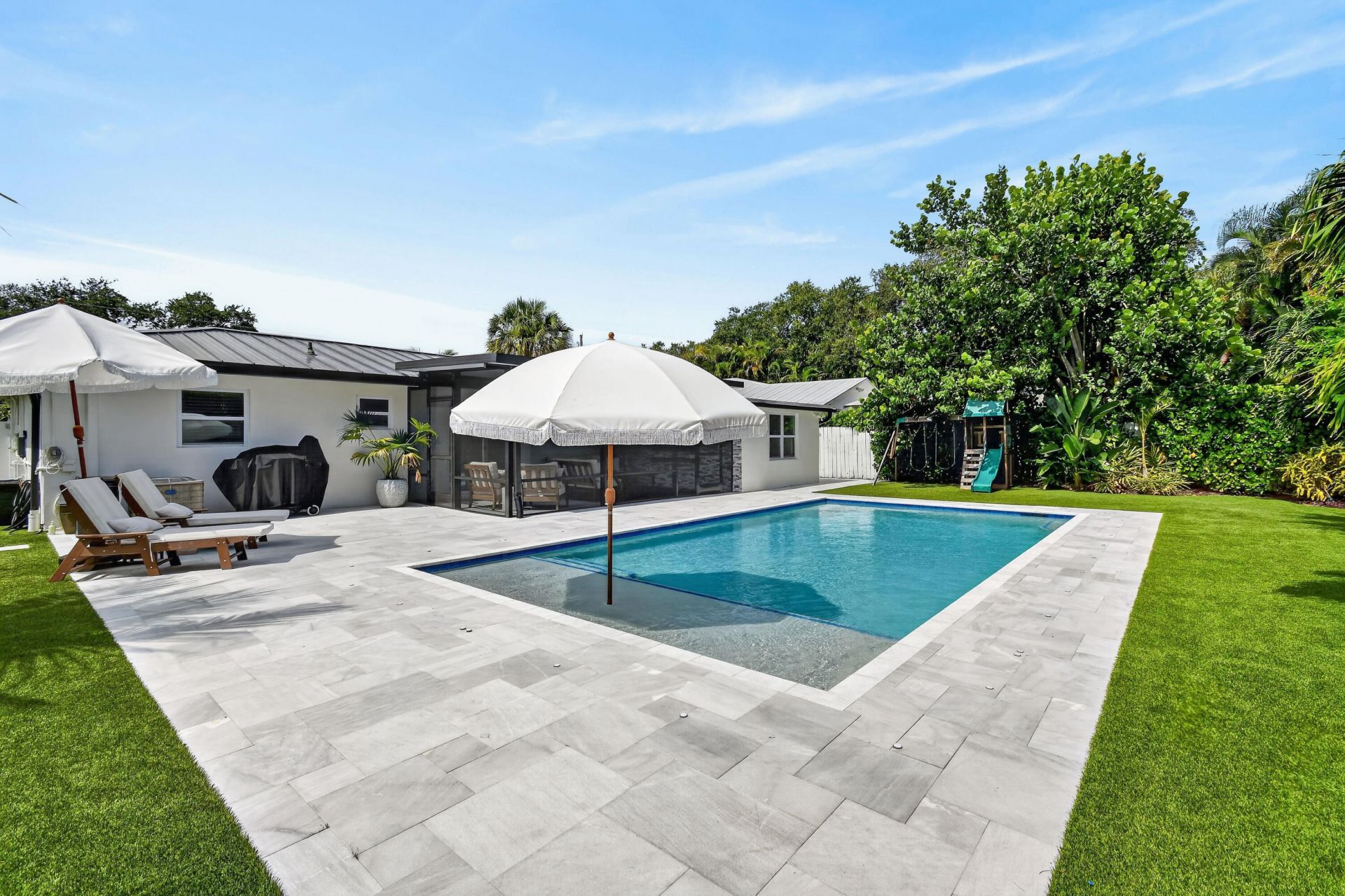 2427 Country Oaks Lane, Palm Beach Gardens, FL 33410 Photo
