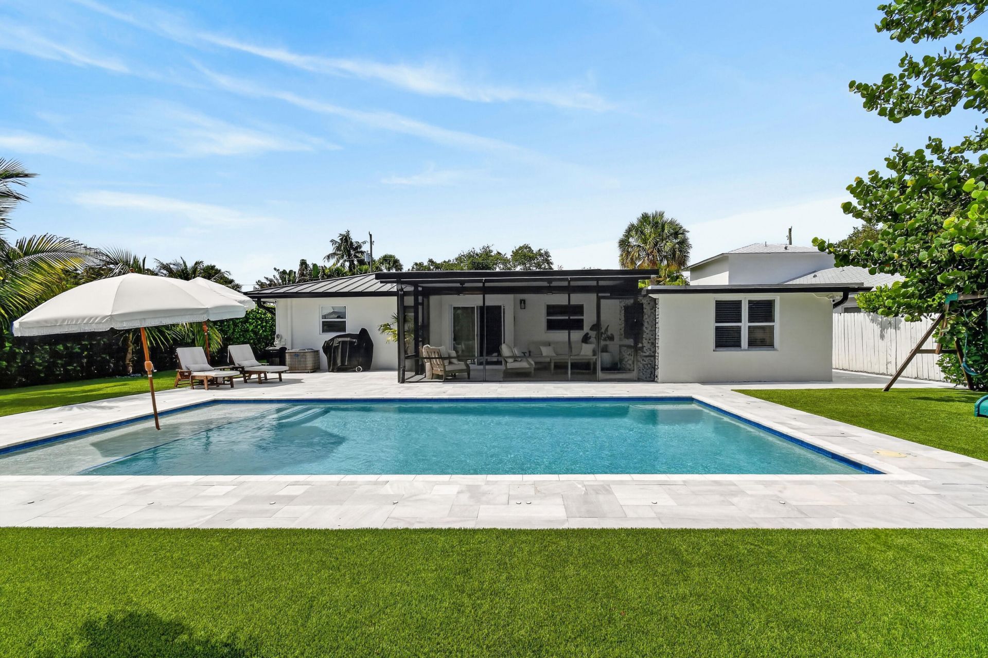 2427 Country Oaks Lane, Palm Beach Gardens, FL 33410 Photo