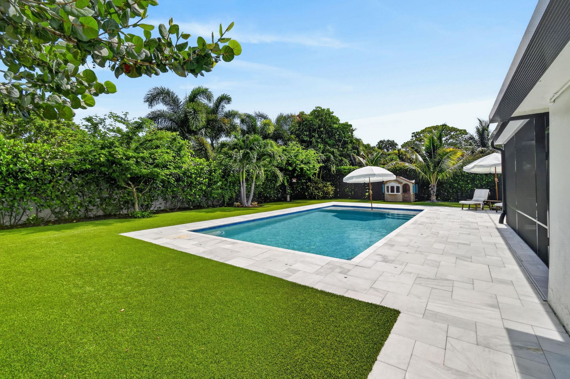 2427 Country Oaks Lane, Palm Beach Gardens, FL 33410 Photo