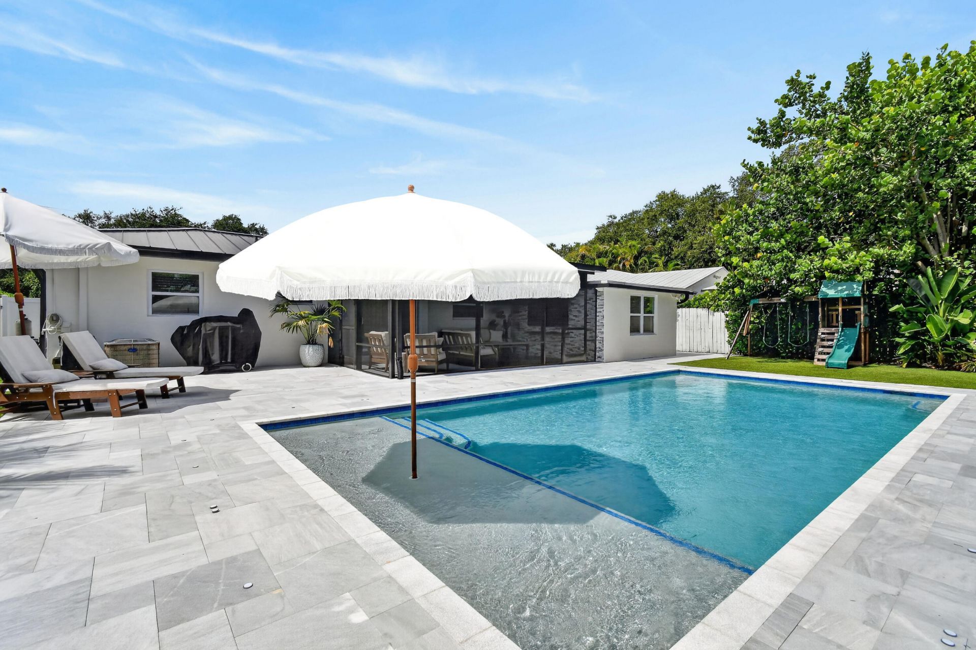 2427 Country Oaks Lane, Palm Beach Gardens, FL 33410 Photo