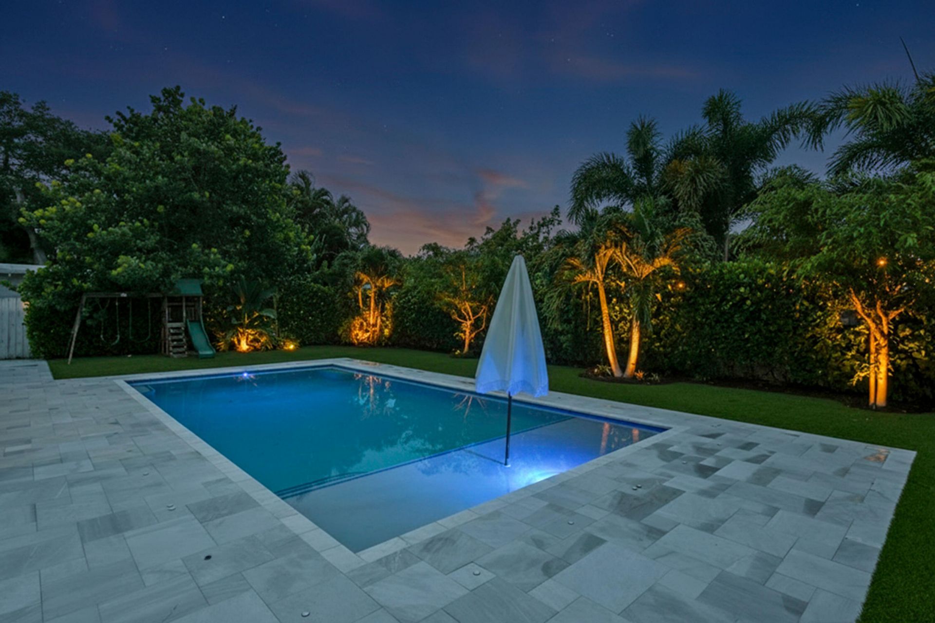 2427 Country Oaks Lane, Palm Beach Gardens, FL 33410 Photo