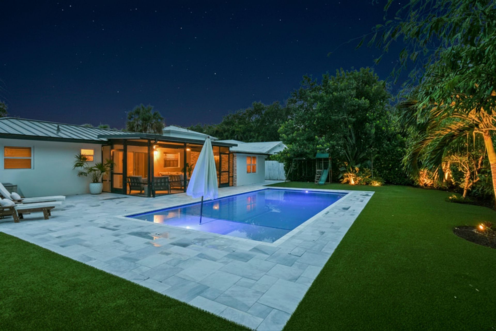 2427 Country Oaks Lane, Palm Beach Gardens, FL 33410 Photo