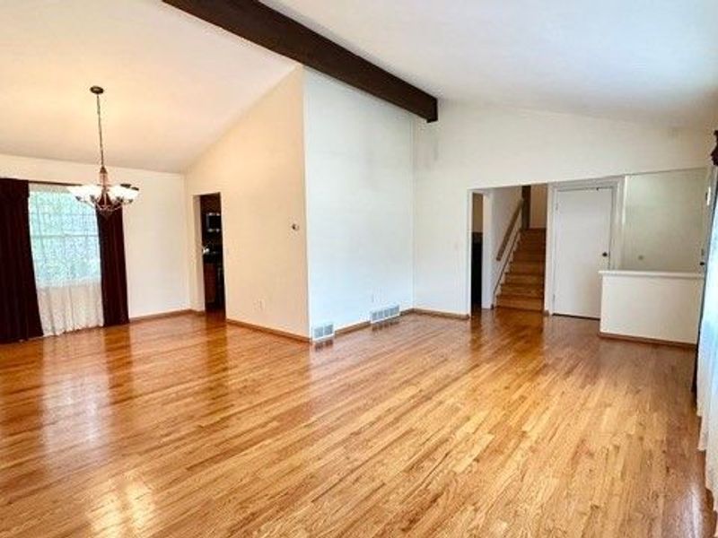 26888 Sweetbriar Drive, North Olmsted, OH 44070 Photo 6