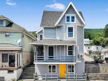 111 E GRAND AVENUE, TOWER CITY, PA 17980