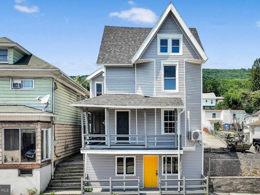 111 E Grand Avenue, Tower City, PA 17980 Main Photo