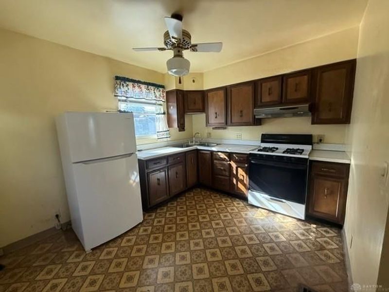 1020 Warwick Place, Dayton, OH 45419 Photo 4