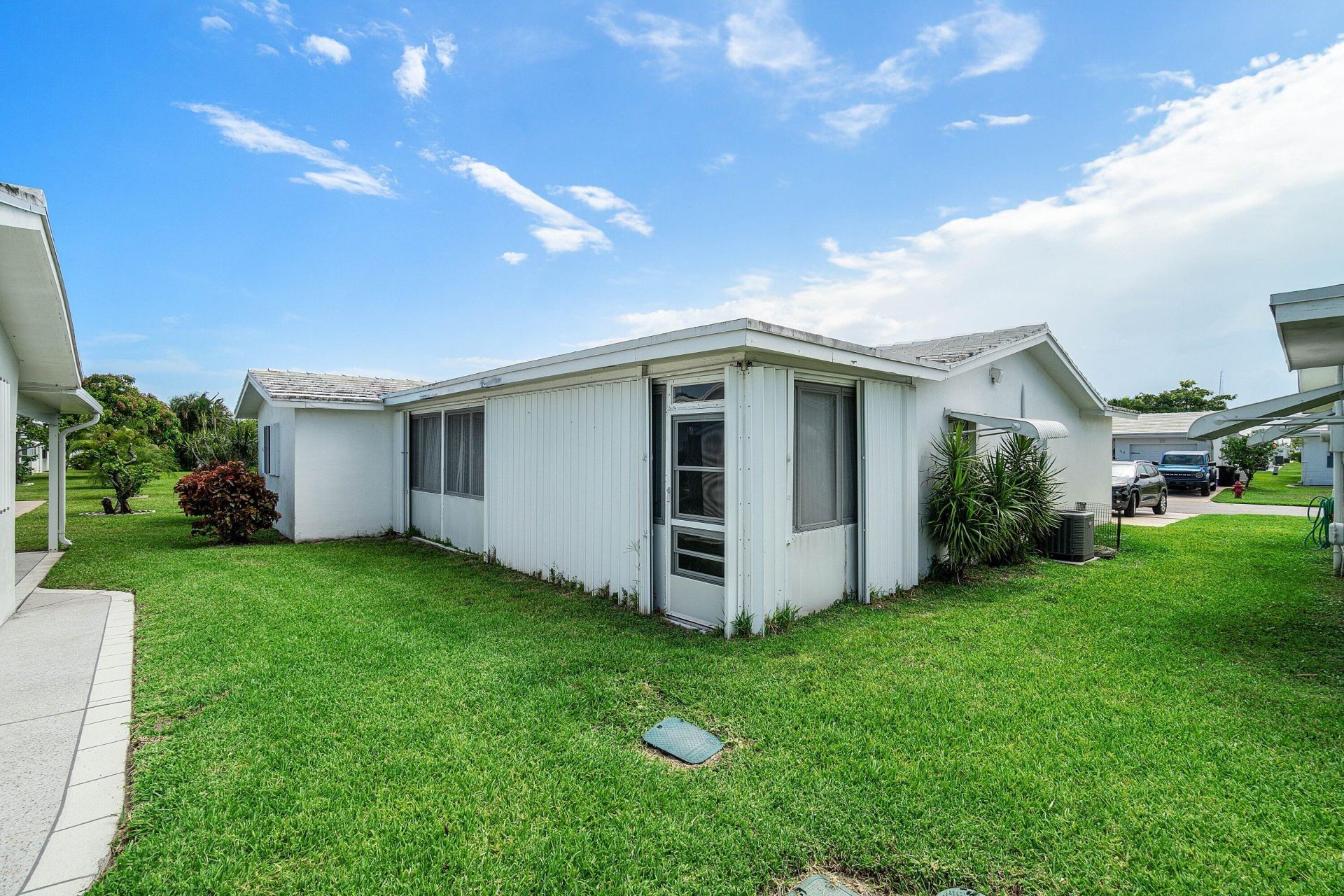 114 SW 8th Court, Boynton Beach, FL 33426 Photo