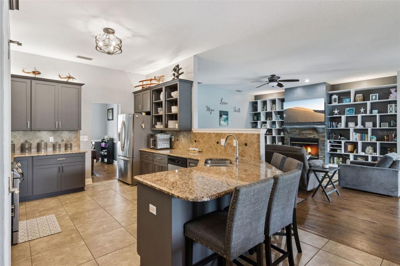 2352 Miles Court, Lakeland, FL 33812 Photo