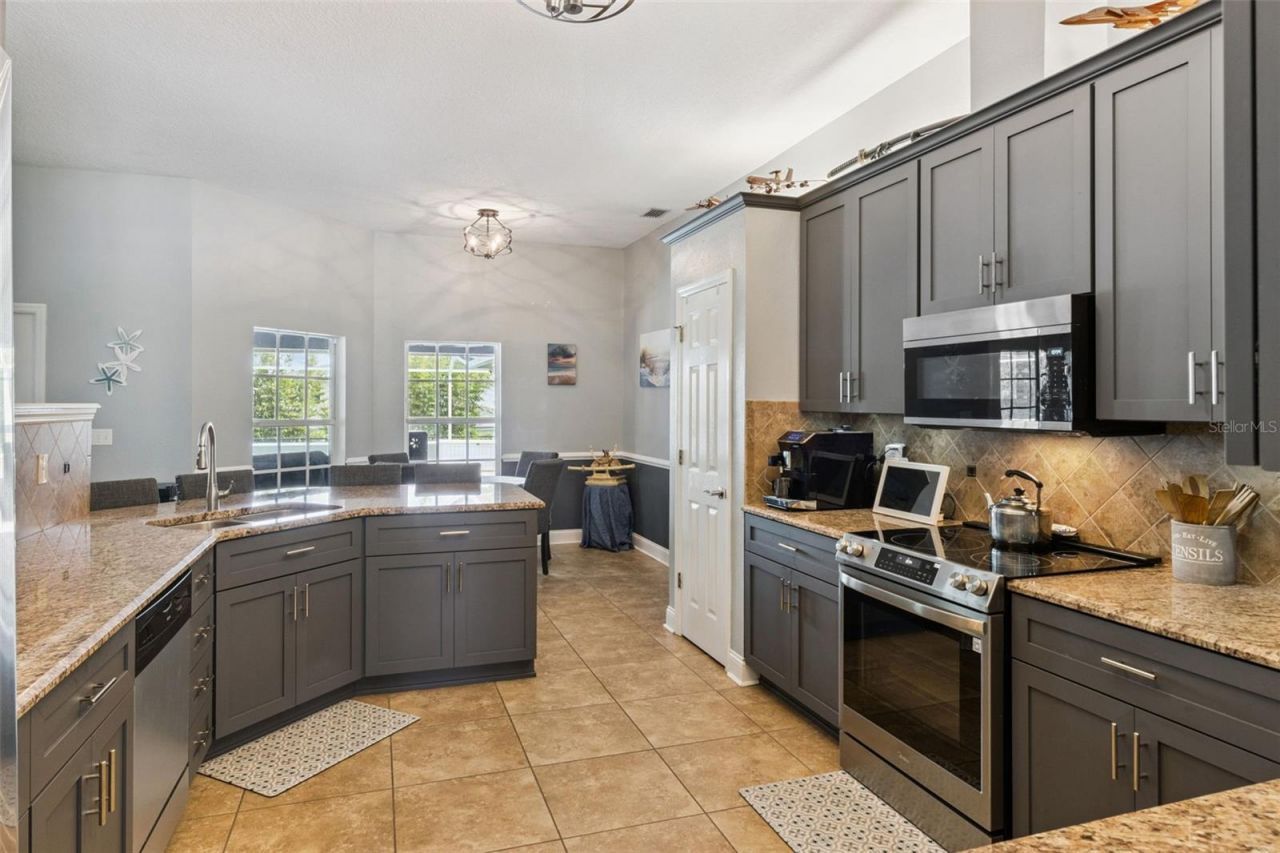 2352 Miles Court, Lakeland, FL 33812 Photo