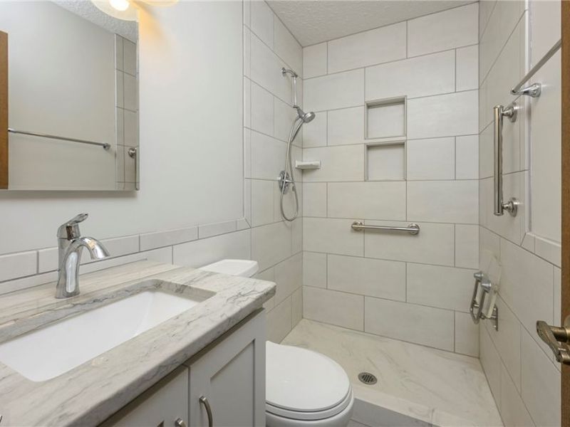 2652 Blake Road, Wadsworth, OH 44281 Photo 12