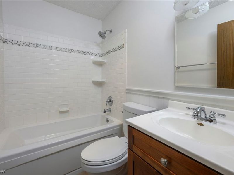 2652 Blake Road, Wadsworth, OH 44281 Photo 14