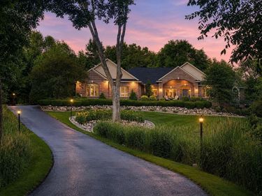 10820 Windmill Drive, Corcoran, MN 55374