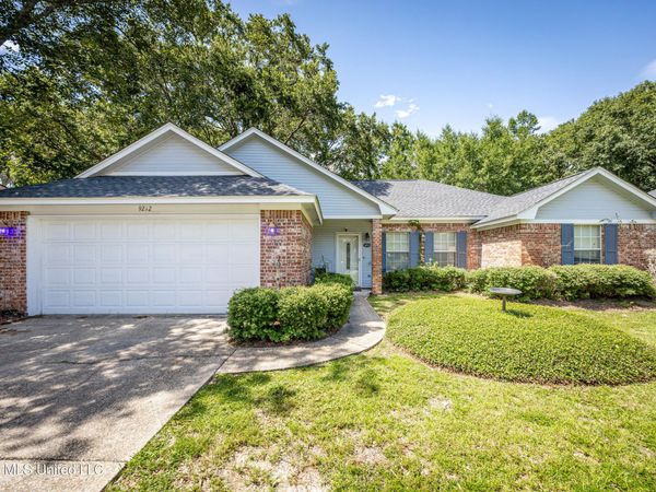 9212 Barnacle Boulevard, Ocean Springs, MS 39564