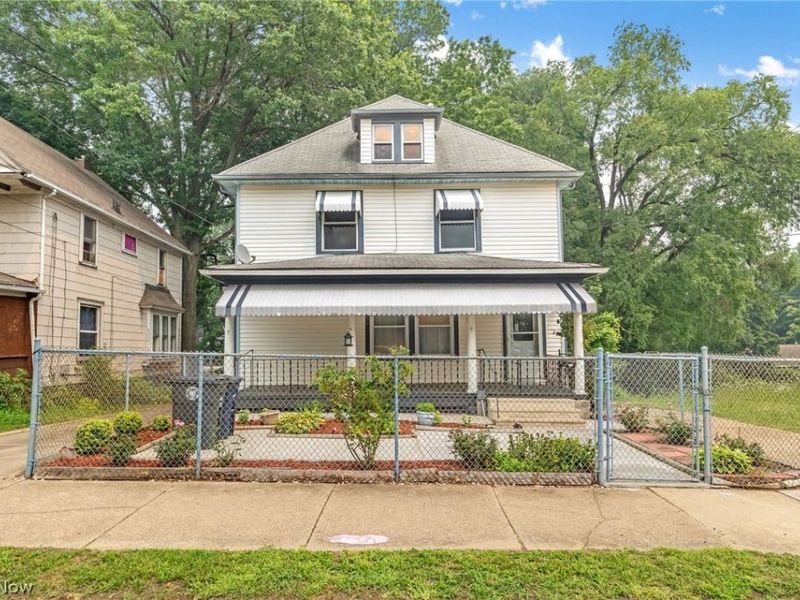 247 Rhodes Avenue, Akron, OH 44302 Photo 2