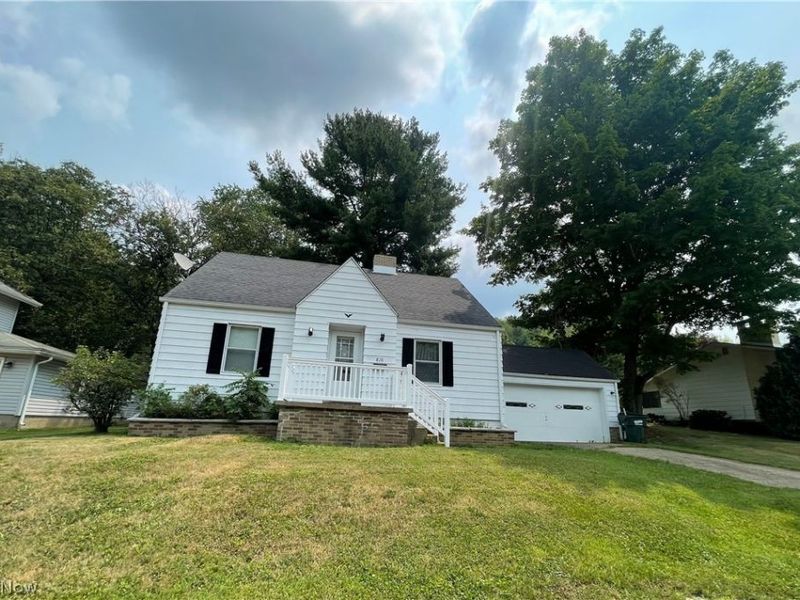 810 Highland Boulevard, Coshocton, OH 43812 Photo 3