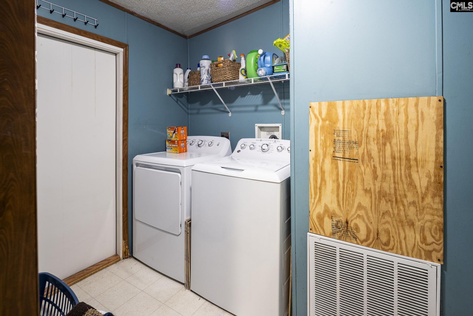 352 Birch Street Photo 33