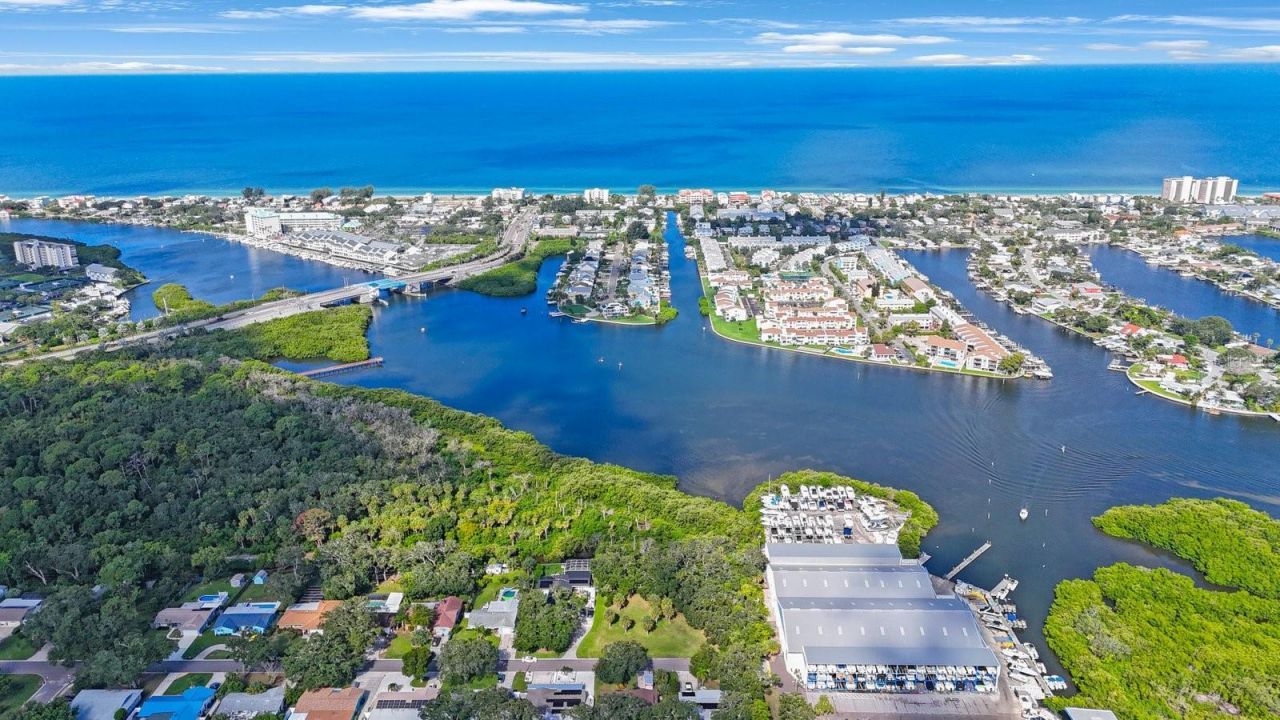 145th Lane , Largo, FL 33774 Photo