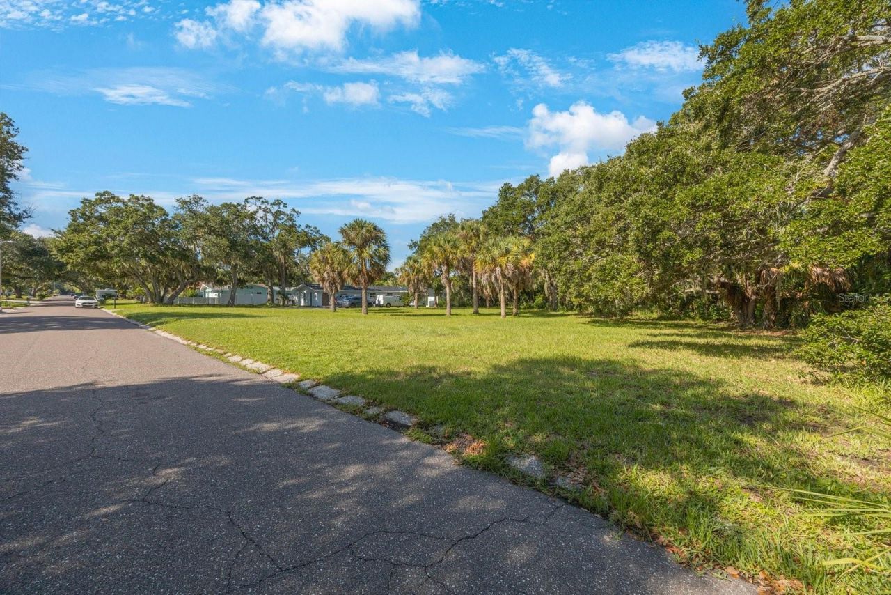 145th Lane , Largo, FL 33774 Photo