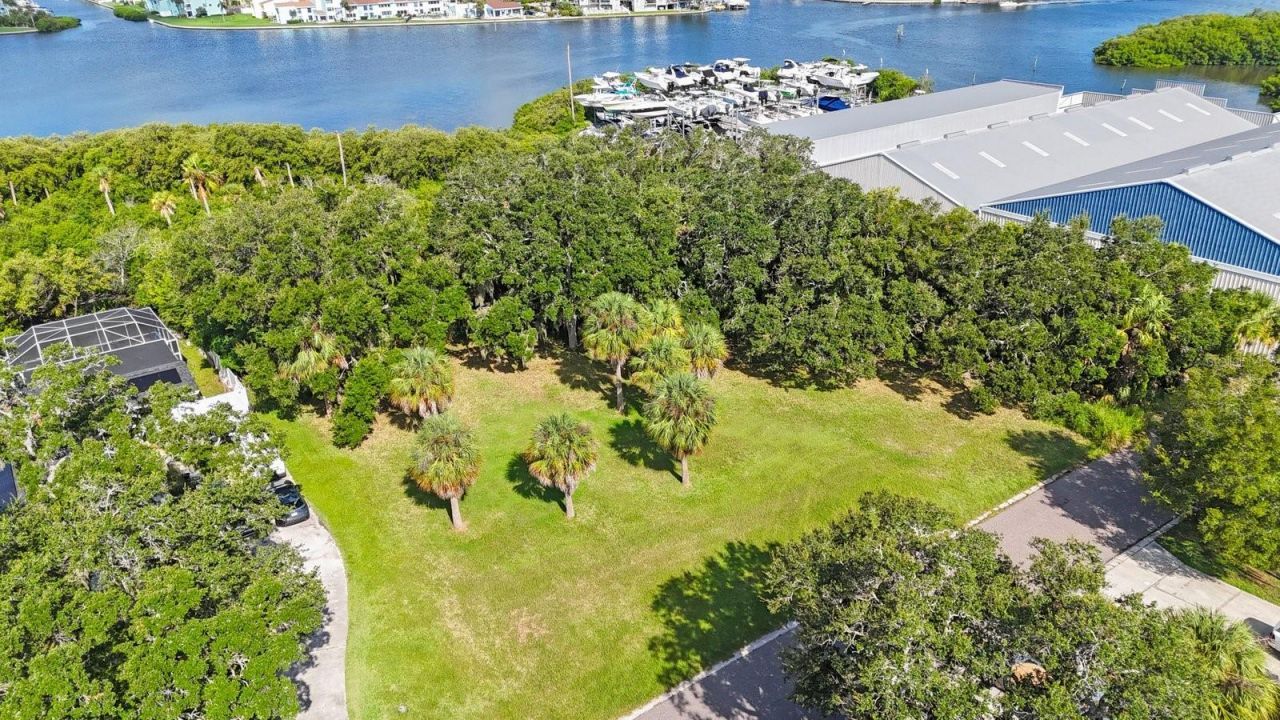 145th Lane , Largo, FL 33774 Photo