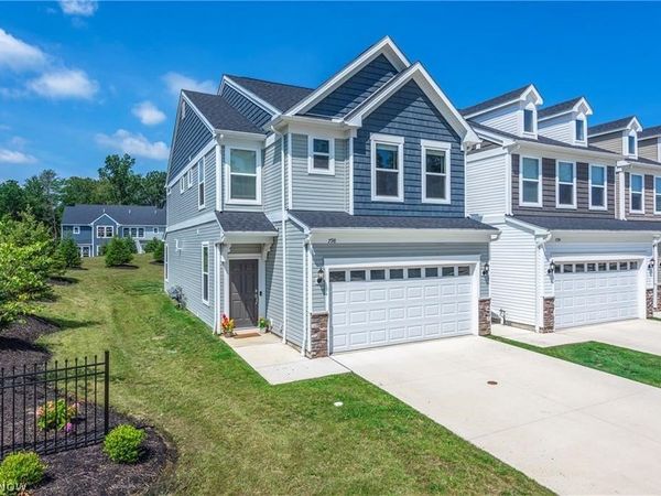 798 N Greenway Drive, Westlake, OH 44145