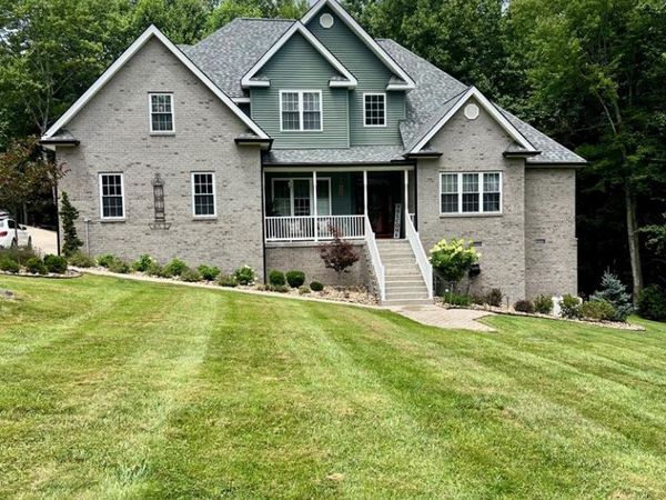 18 Deer View Ct., FAYETTEVILLE, WV 25840