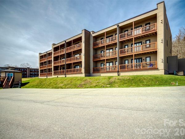 103 Sugar Ski Drive, Unit 332, Banner Elk, NC 28604