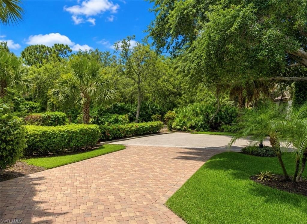 27549 Riverbank Dr, Bonita Springs, FL 34134 Photo