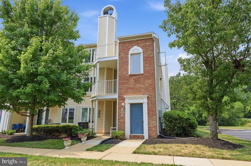 208 DEVON WAY , LEVITTOWN, PA 19057