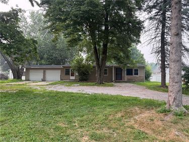 6933 Navarre Road SW, Massillon, OH 44646