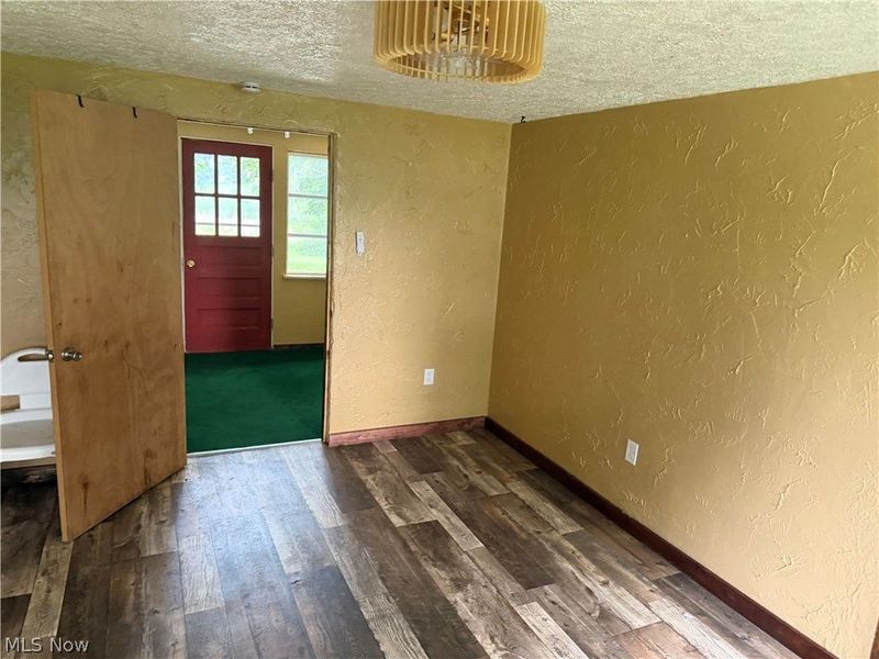 6933 Navarre Road SW, Massillon, OH 44646 Photo 8