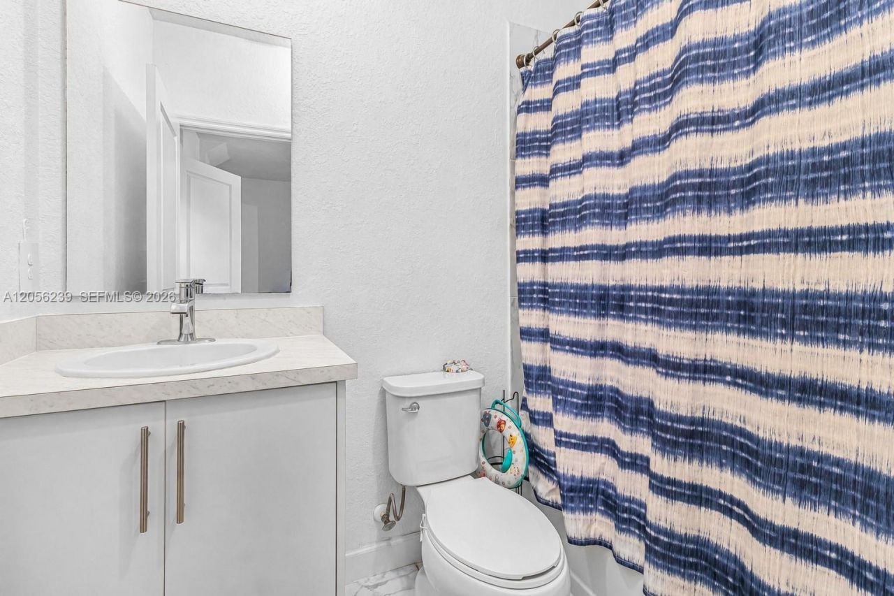 417 NW 12th Pl , Florida City, FL 33034 Photo