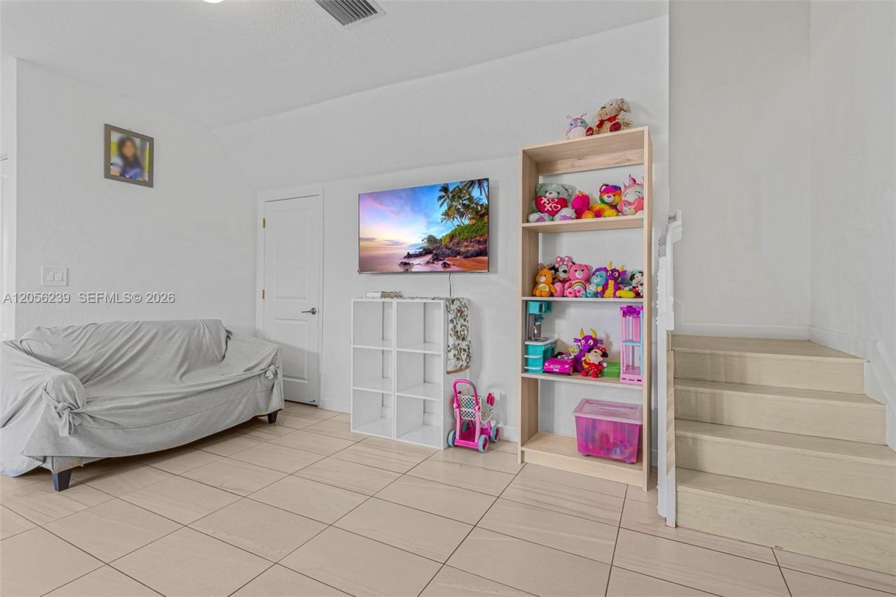 417 NW 12th Pl , Florida City, FL 33034 Photo