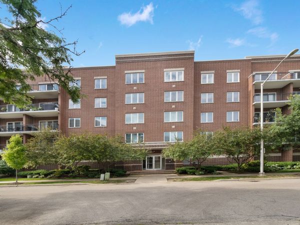 1675 Mill Street , Unit 506, Des Plaines, IL 60016