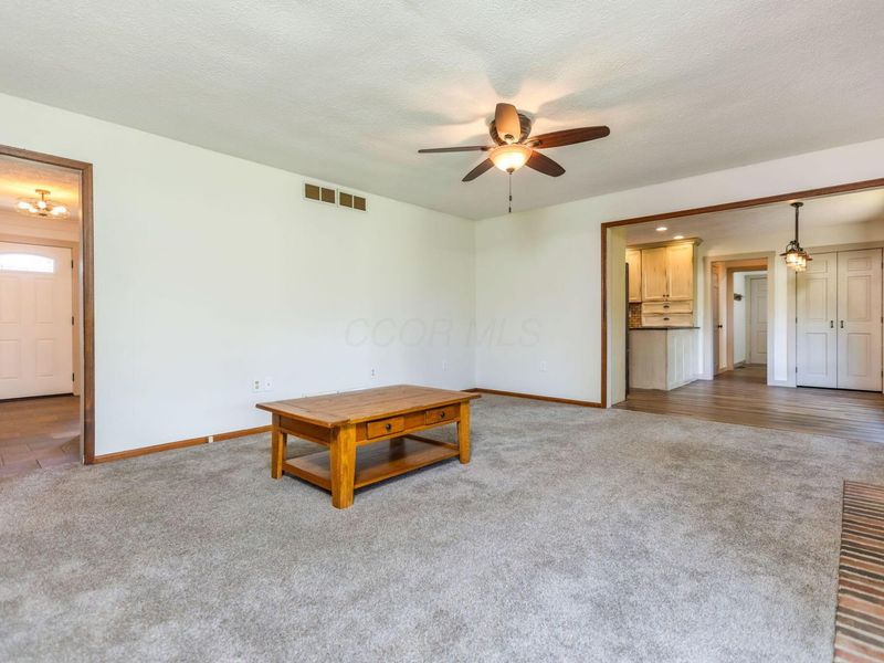 405 Ridgedale Drive, Circleville, OH 43113 Photo 10