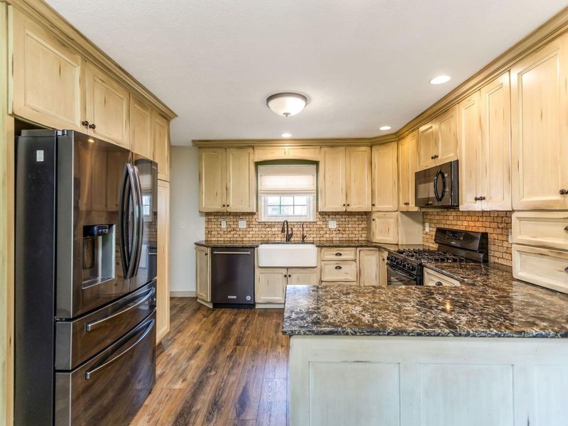 405 Ridgedale Drive, Circleville, OH 43113 Photo 22