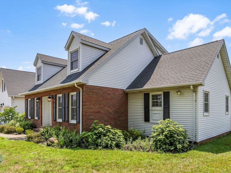 405 Ridgedale Drive, Circleville, OH 43113 Photo 4