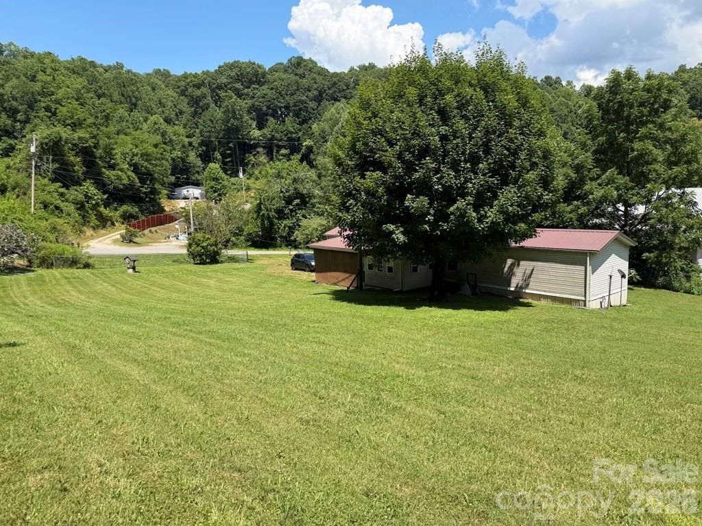471 Crawford Cemetery Road, Sylva, NC 28779 Main Photo