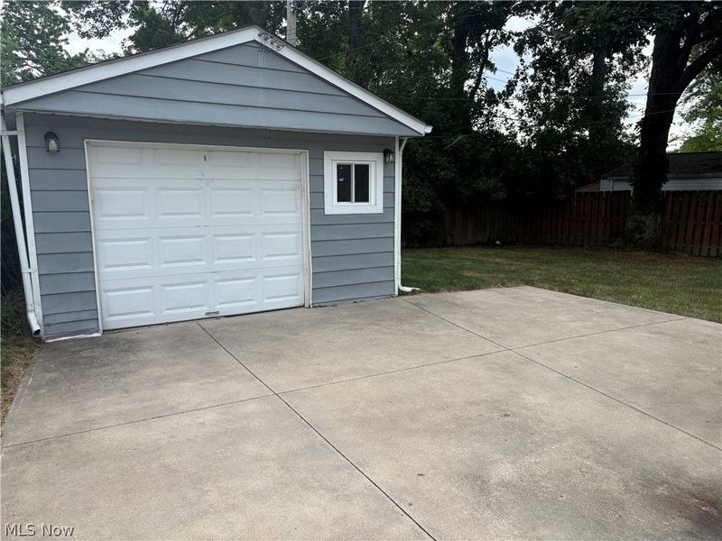 448 Chestnut Drive, Berea, OH 44017 Photo 5