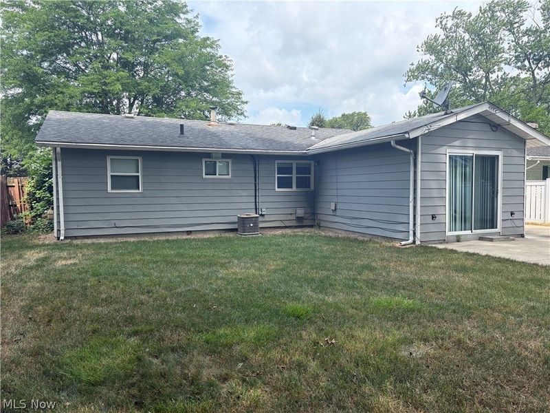 448 Chestnut Drive, Berea, OH 44017 Photo 6