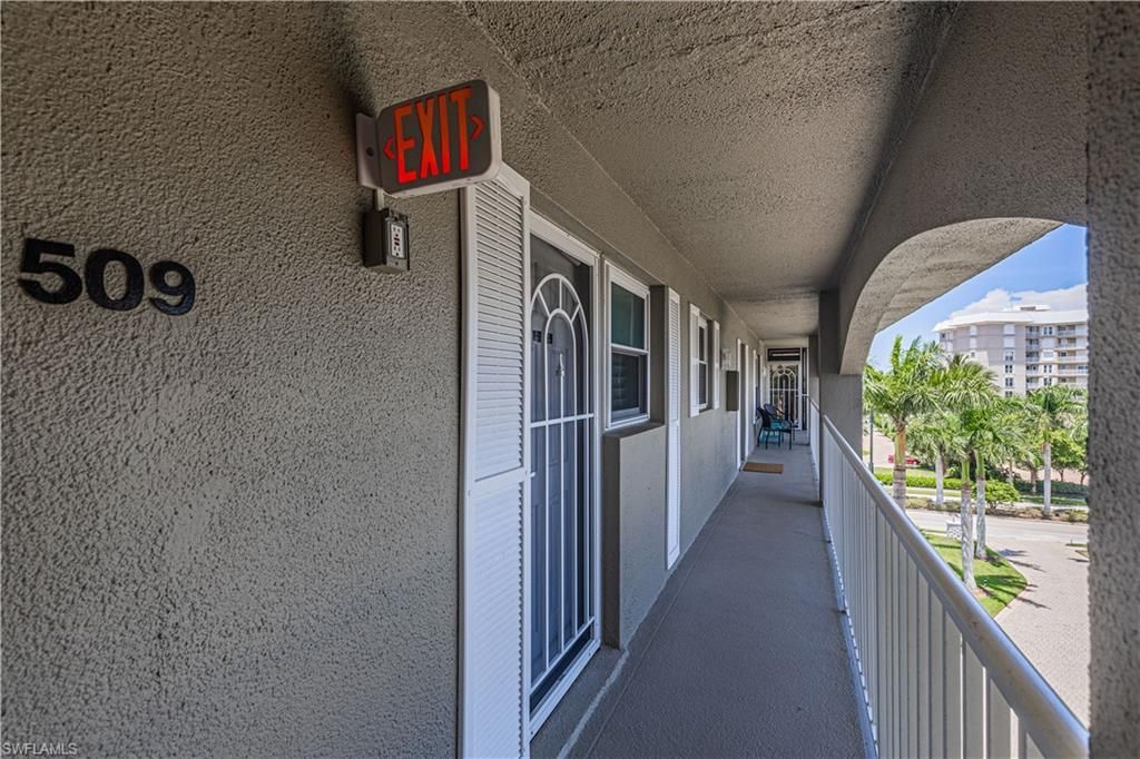 2880 Gulf Shore Blvd N, Unit 509, Naples, FL 34103 Photo